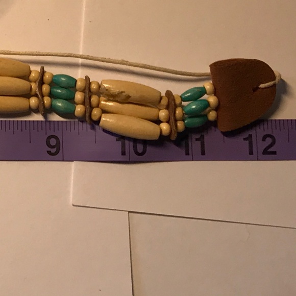 Beautiful Wooden and Leather Choker Necklace - Picture 5 of 6